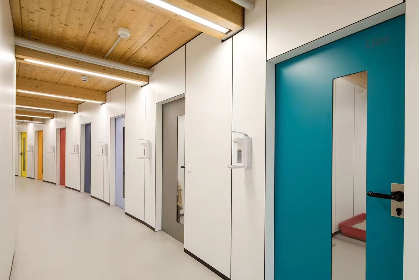  Panels Compact Laminate Board